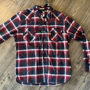 Levi Plaid Button Down Shirt